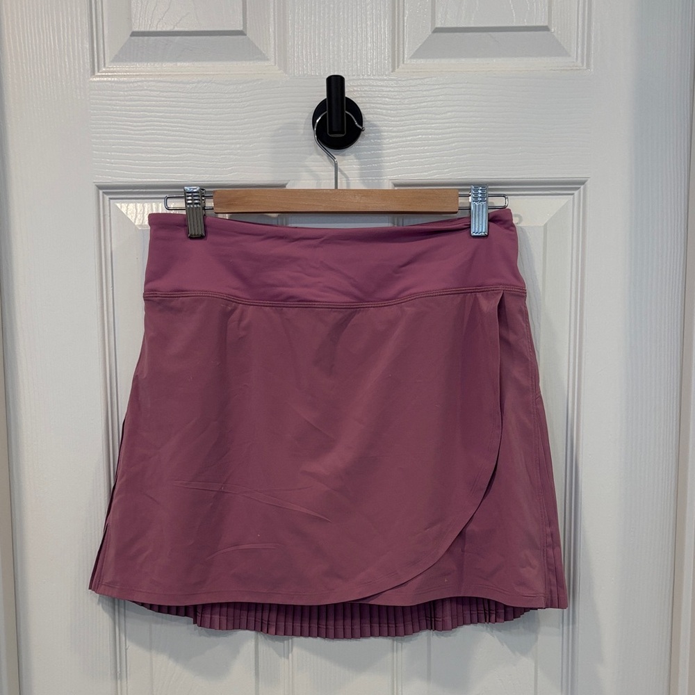 NWOT Limited Asia Edition LuluLemon Pleated Tennis Skirt